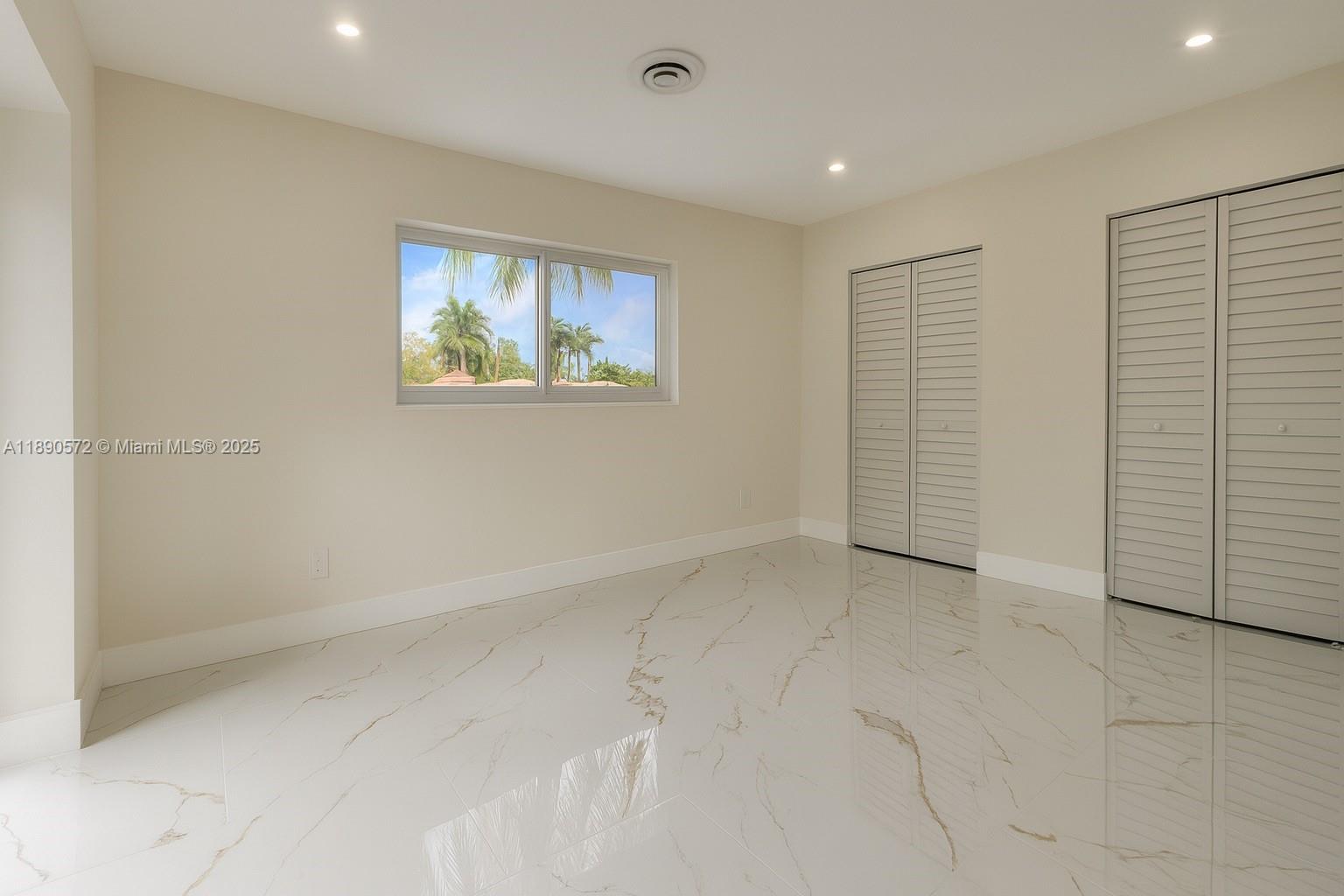 CORAL HEIGHTS SEC ONE - Residential