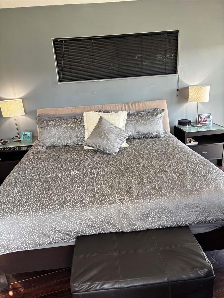 NAUTICAL TOWERS CONDO - Residential