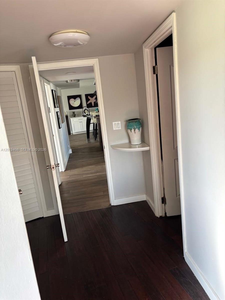 NAUTICAL TOWERS CONDO - Residential