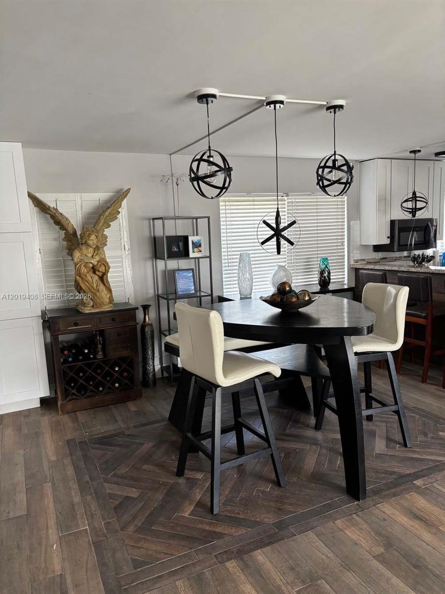 NAUTICAL TOWERS CONDO - Residential