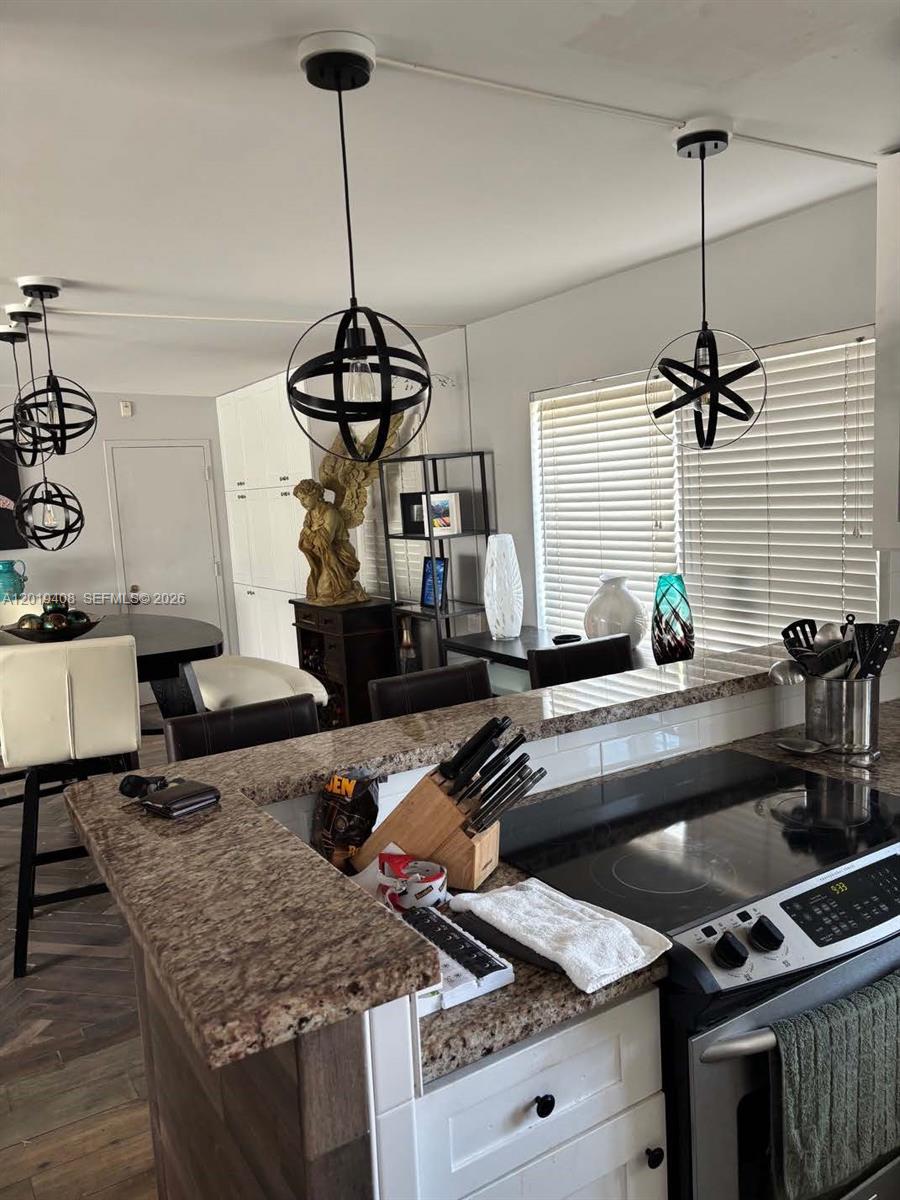NAUTICAL TOWERS CONDO - Residential
