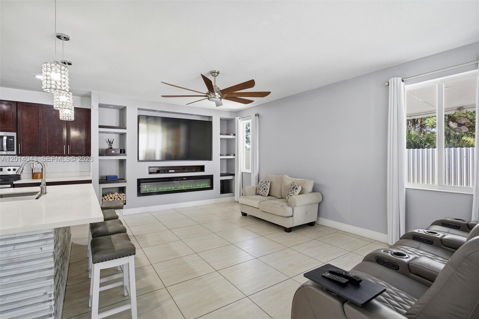 VANESSAS PLACE - Residential
