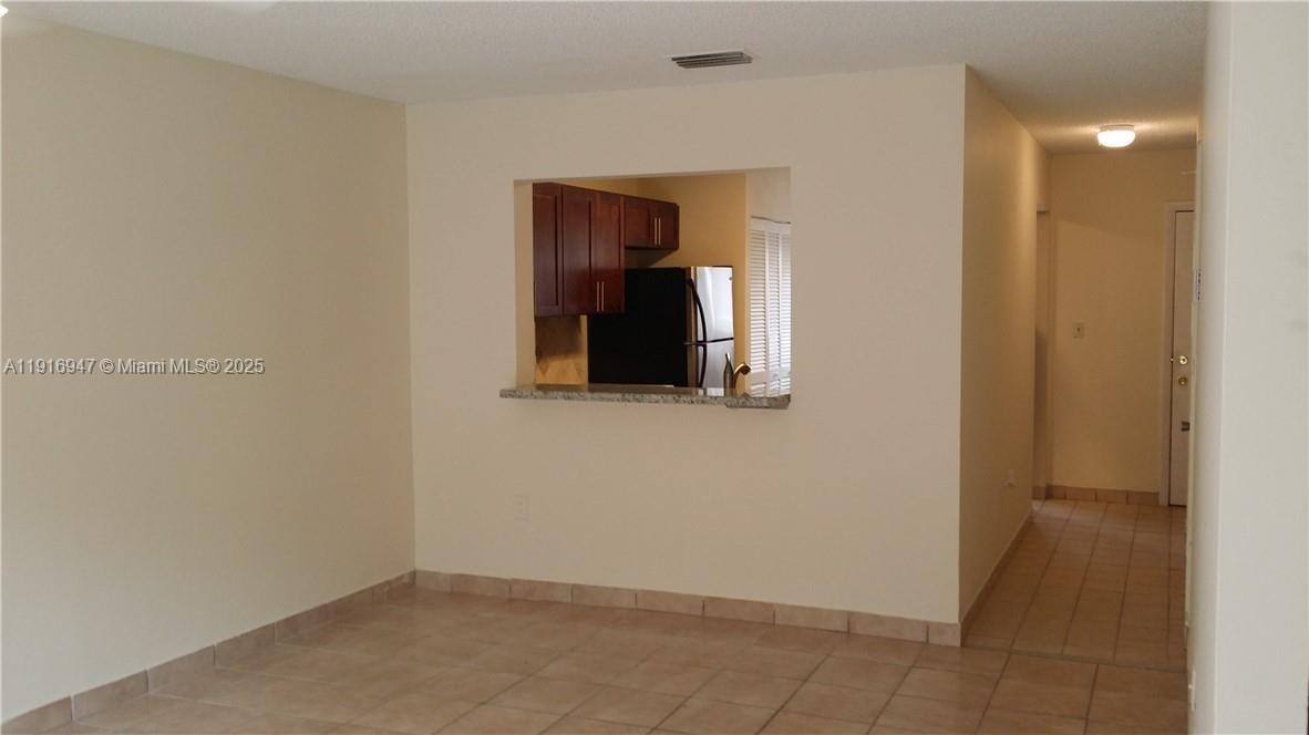 PALMS OF PEMBROKE CONDO - Residential Lease