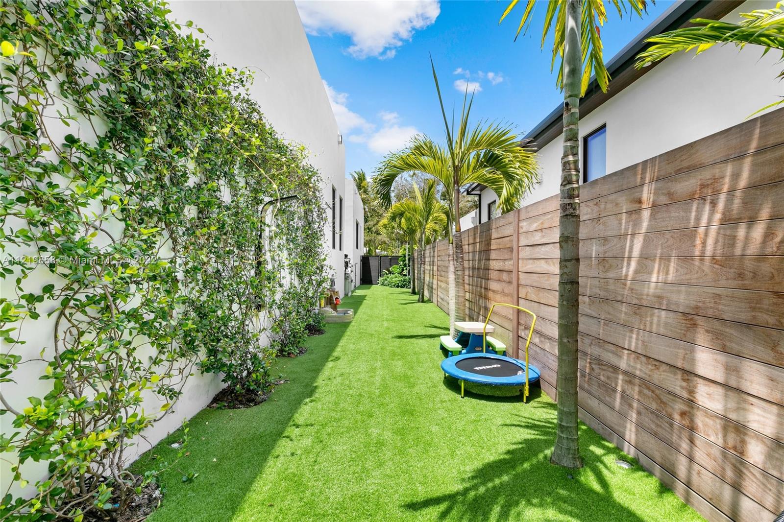 NEW BELLE MEADE SUB - Residential