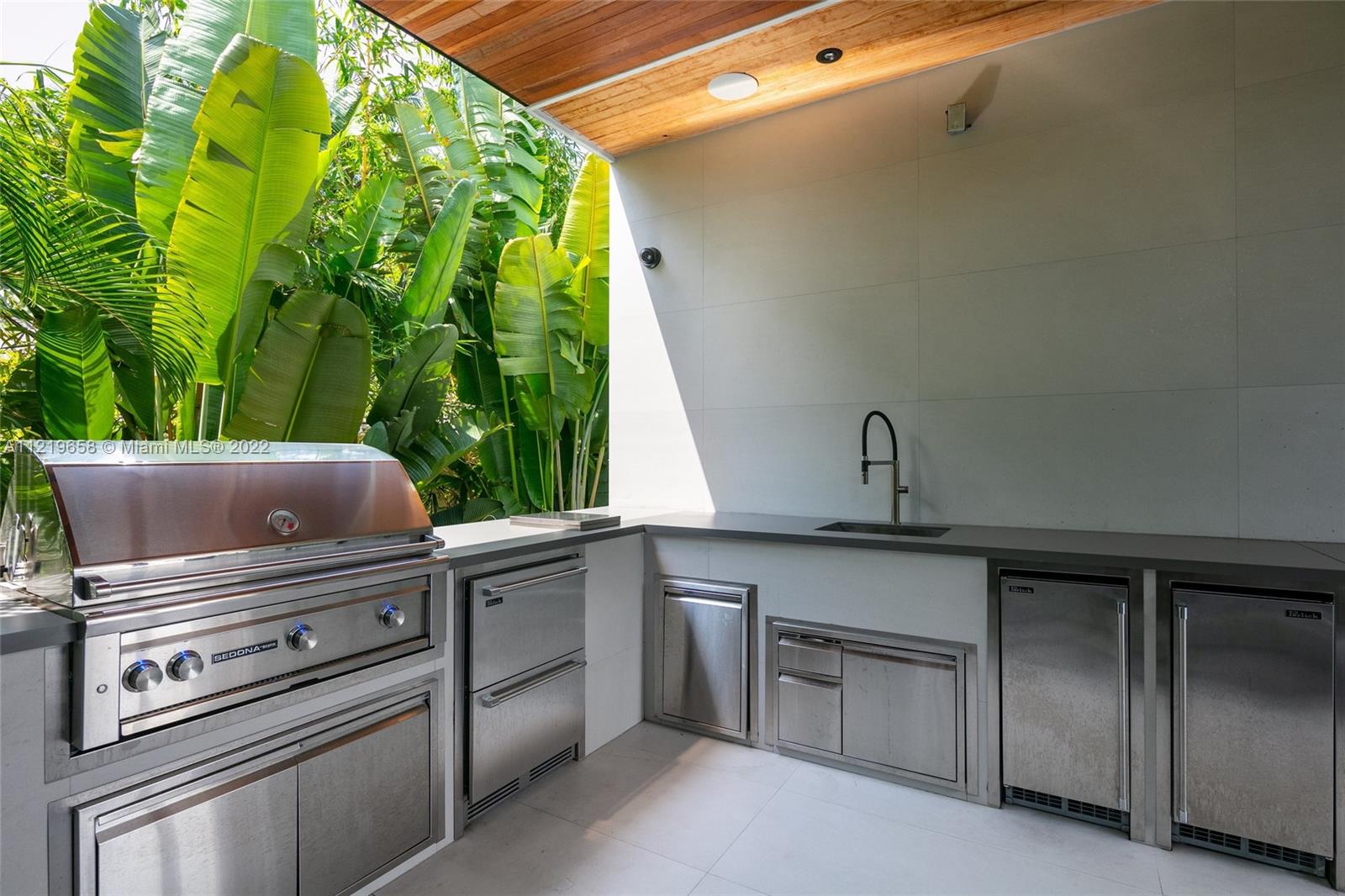 NEW BELLE MEADE SUB - Residential