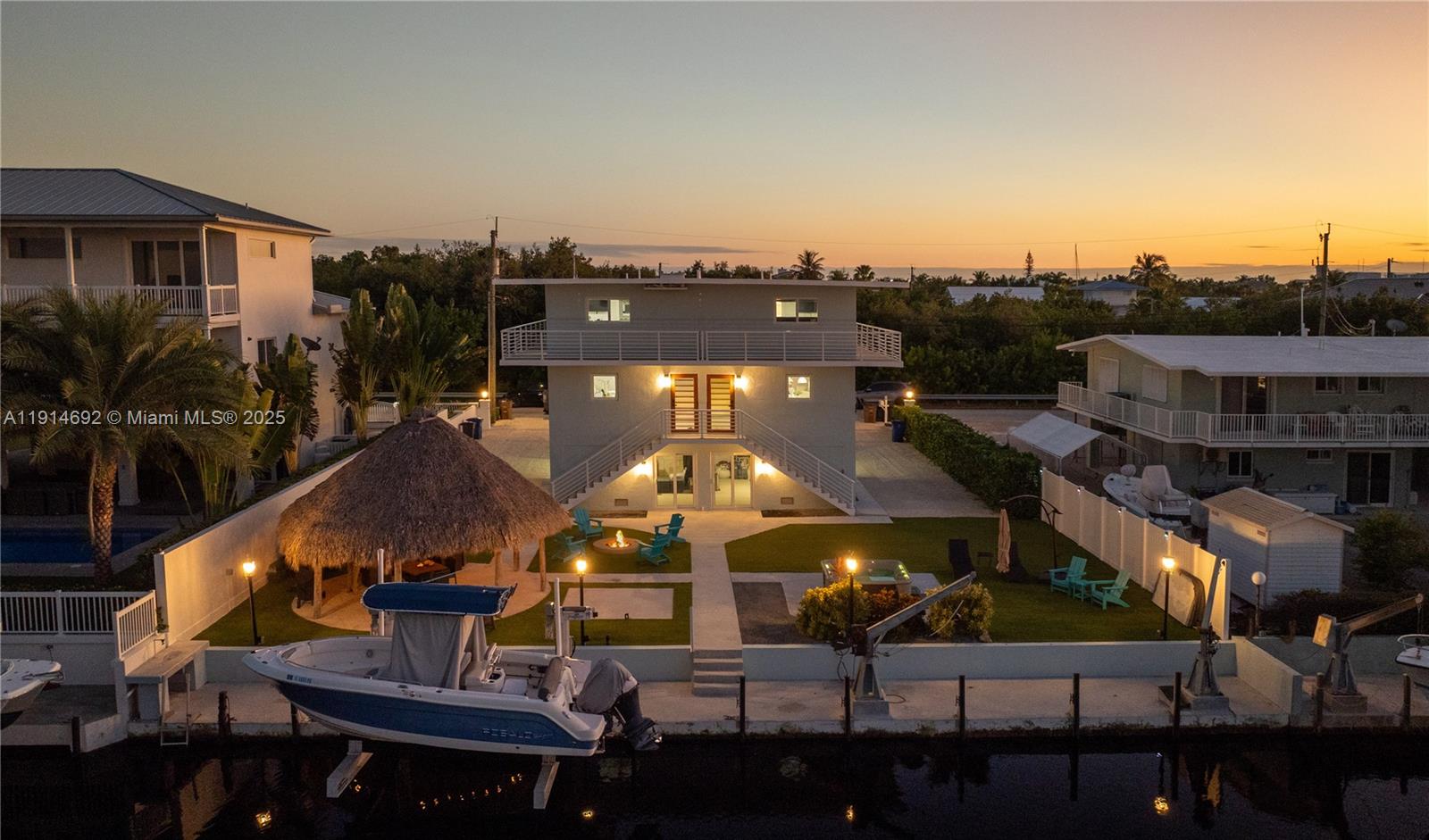 PORT LARGO - Residential Income