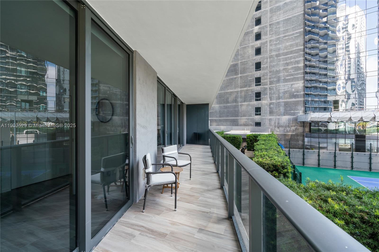 SLS Lux - Residential Lease