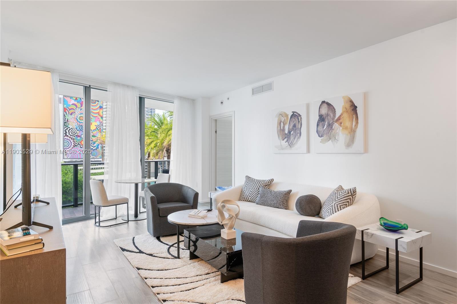 SLS Lux - Residential Lease