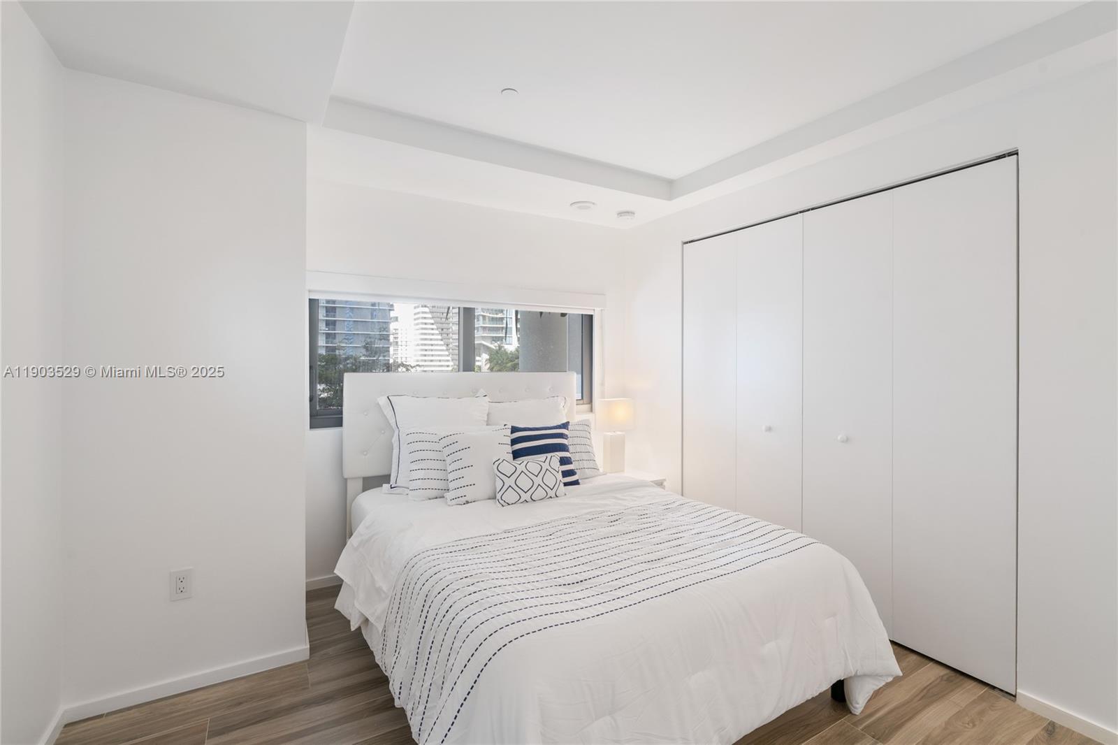 SLS Lux - Residential Lease