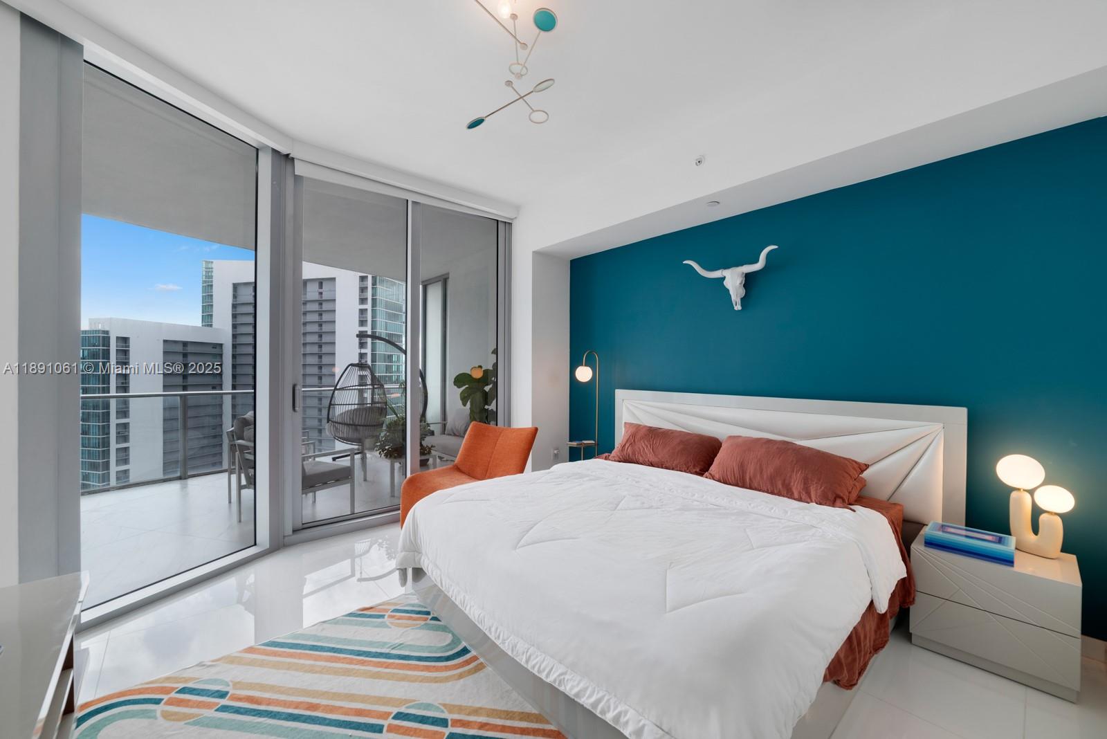 PARAMOUNT MIAMI WORLDCENT - Residential