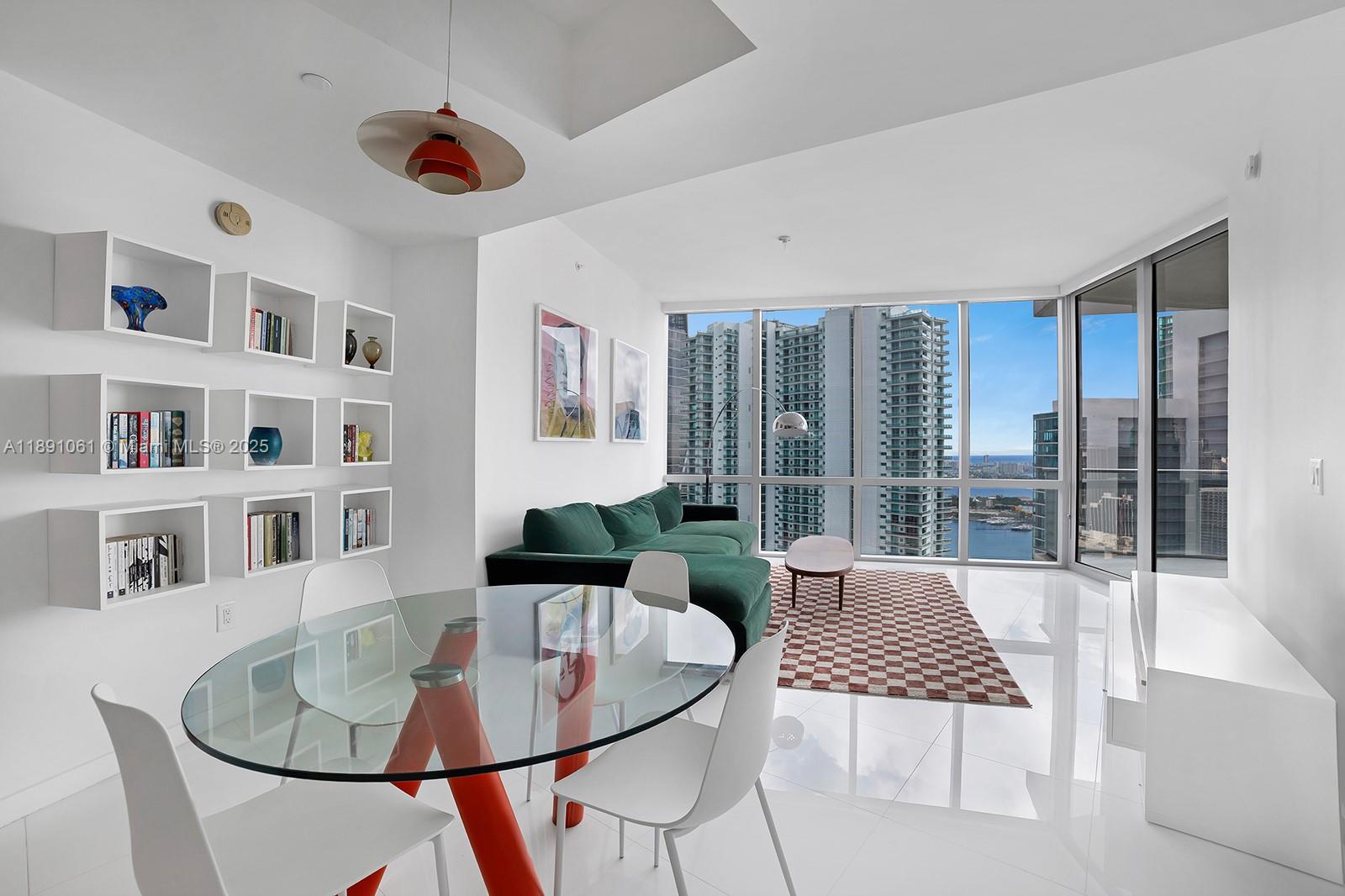 PARAMOUNT MIAMI WORLDCENT - Residential