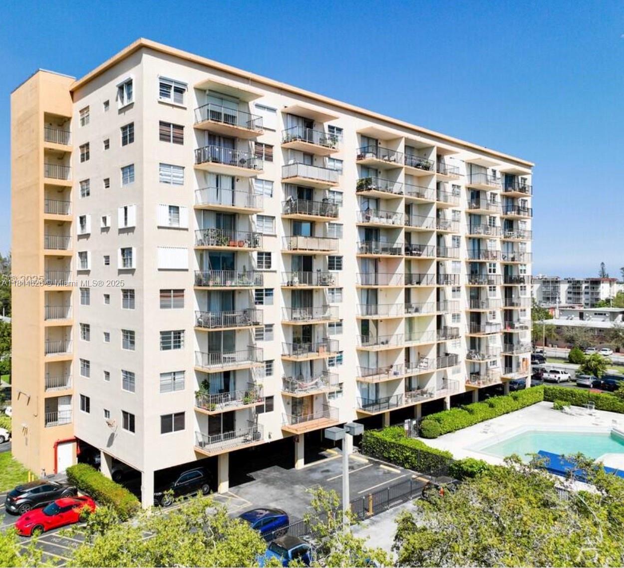 Large Studio at Three Horizons Condominium, North Miami
Bright and clean studio apartment located in the desirable Three Horizons Condominium in North Miami. This well-maintained unit offers a spacious layout, tile flooring throughout, and plenty of natural light. The property is in excellent condition and move-in ready.
The building features secure entry, assigned parking, on-site laundry, and a community pool. Conveniently located near schools, supermarkets, public transportation, and major highways. Just minutes from Biscayne Blvd, Bal Harbour, and the beach.
Perfect for a student or working professional seeking a centrally located and affordable rental.
Call or text agent