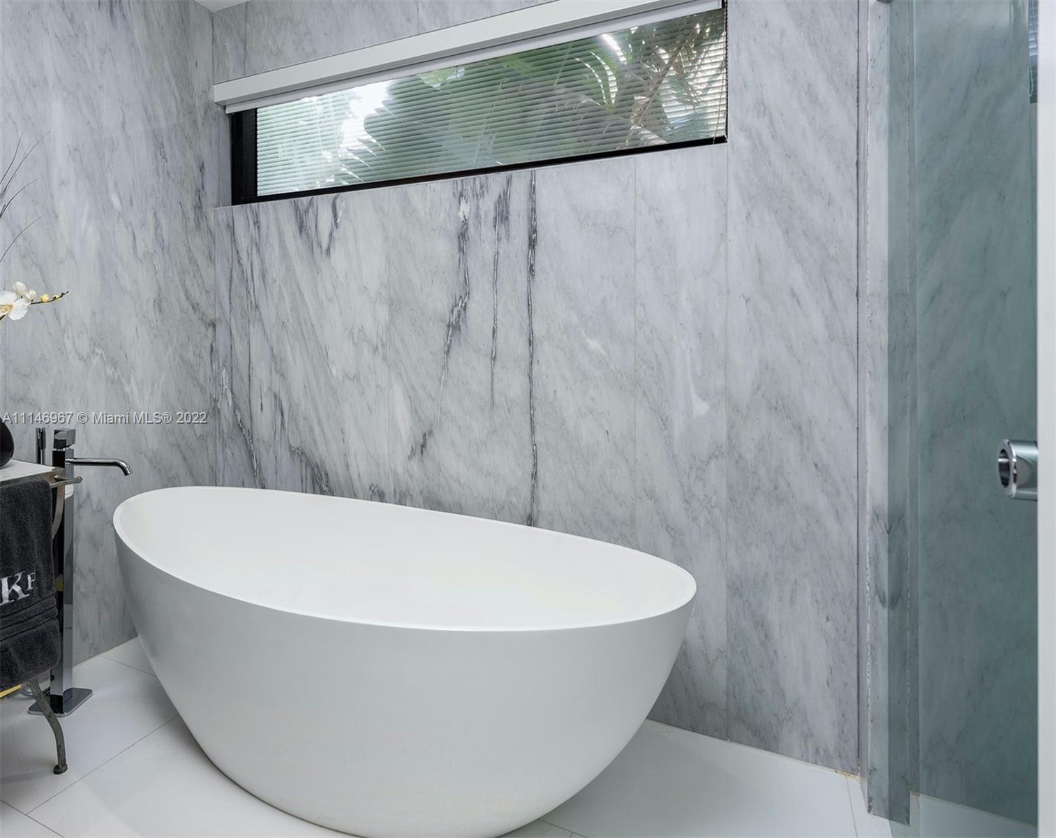 350 MERIDIAN CONDO - Residential