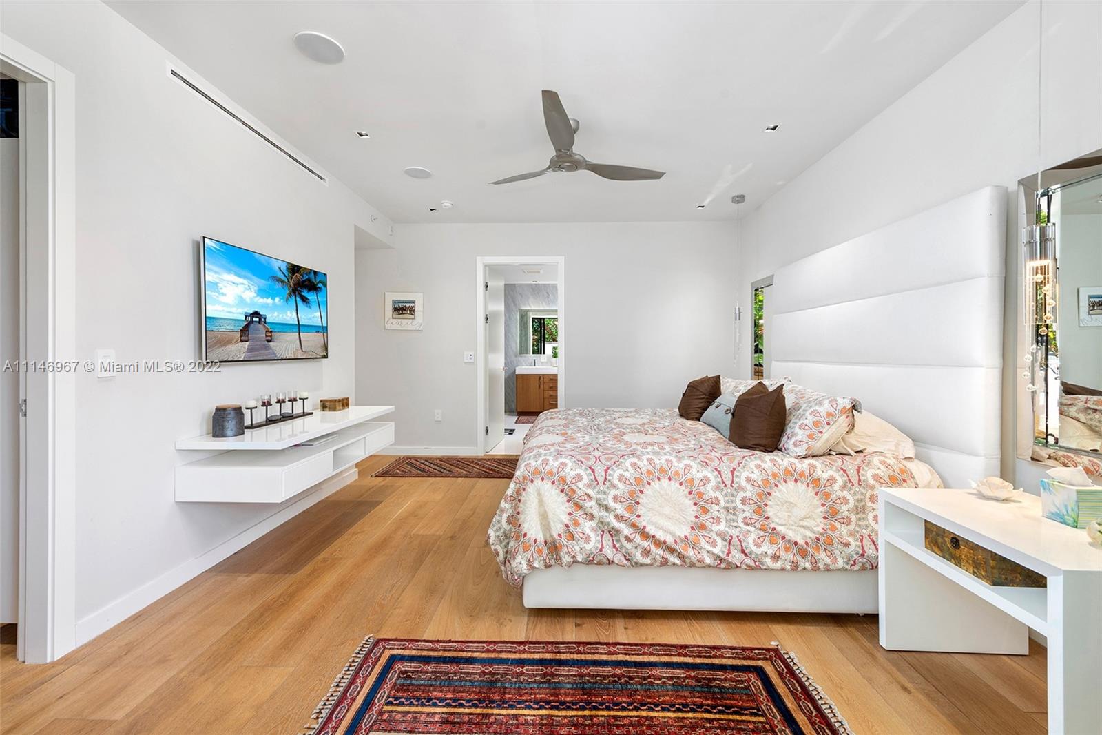 350 MERIDIAN CONDO - Residential