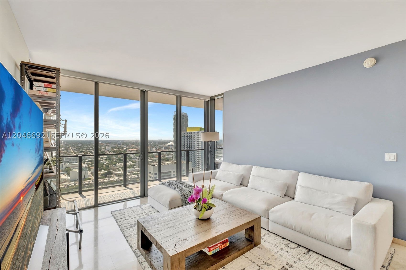 88 SW 7th St 3604