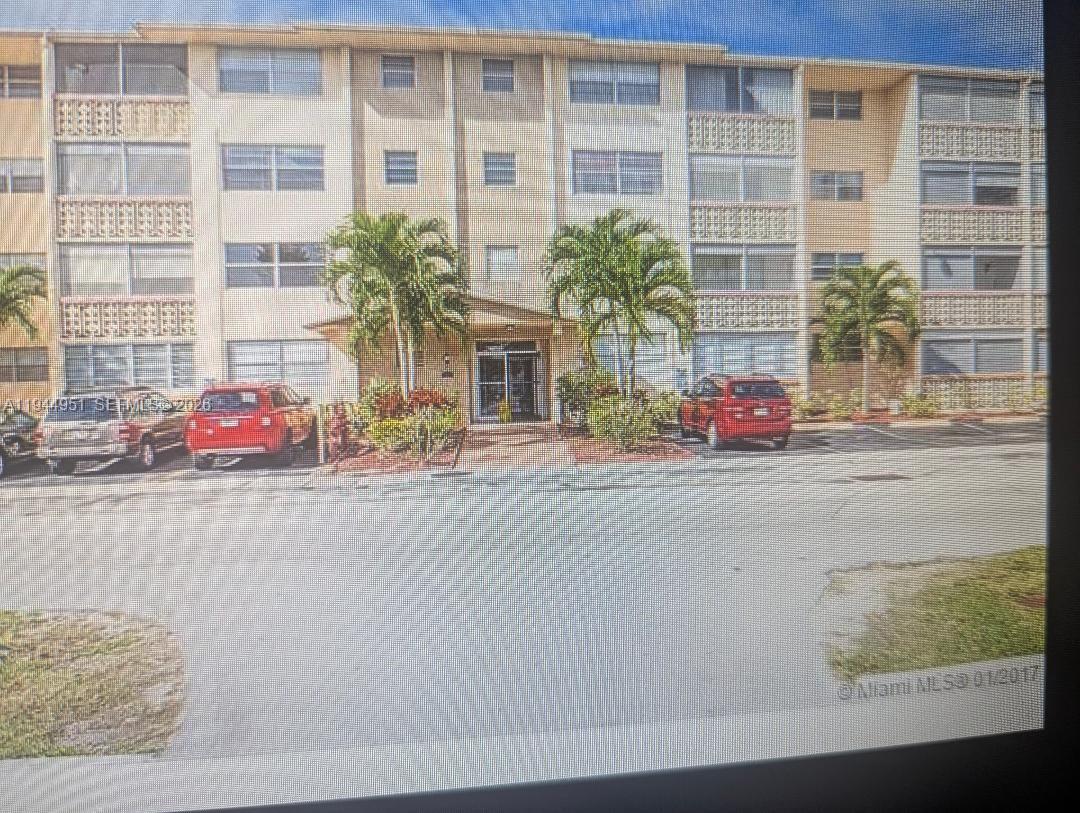 TURF CONDO - Residential