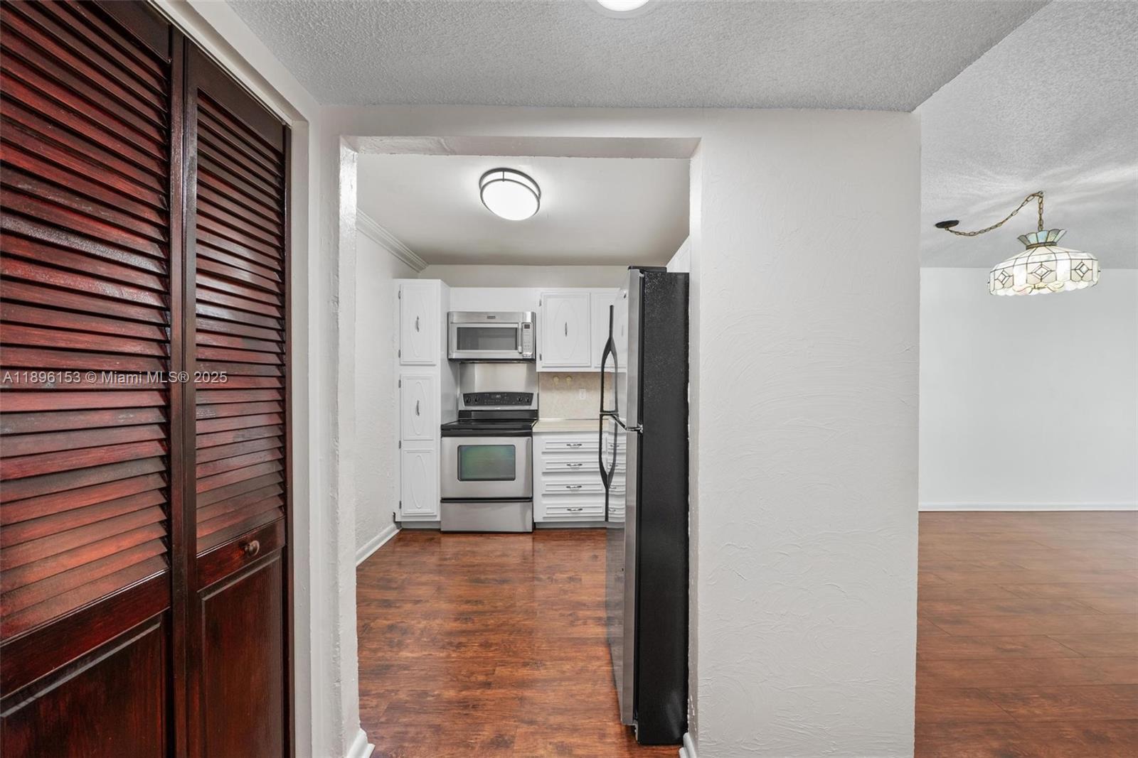 View photos, virtual tours, details... 8901 N New River Canal Rd 14W