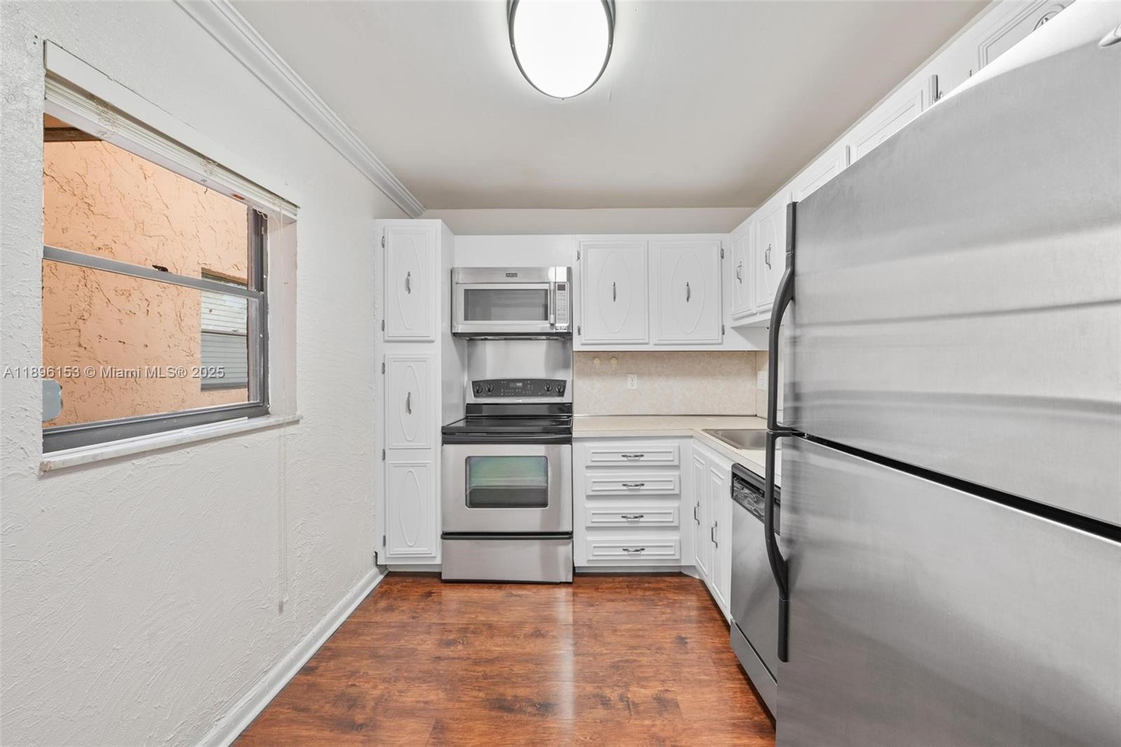 View photos, virtual tours, details... 8901 N New River Canal Rd 14W