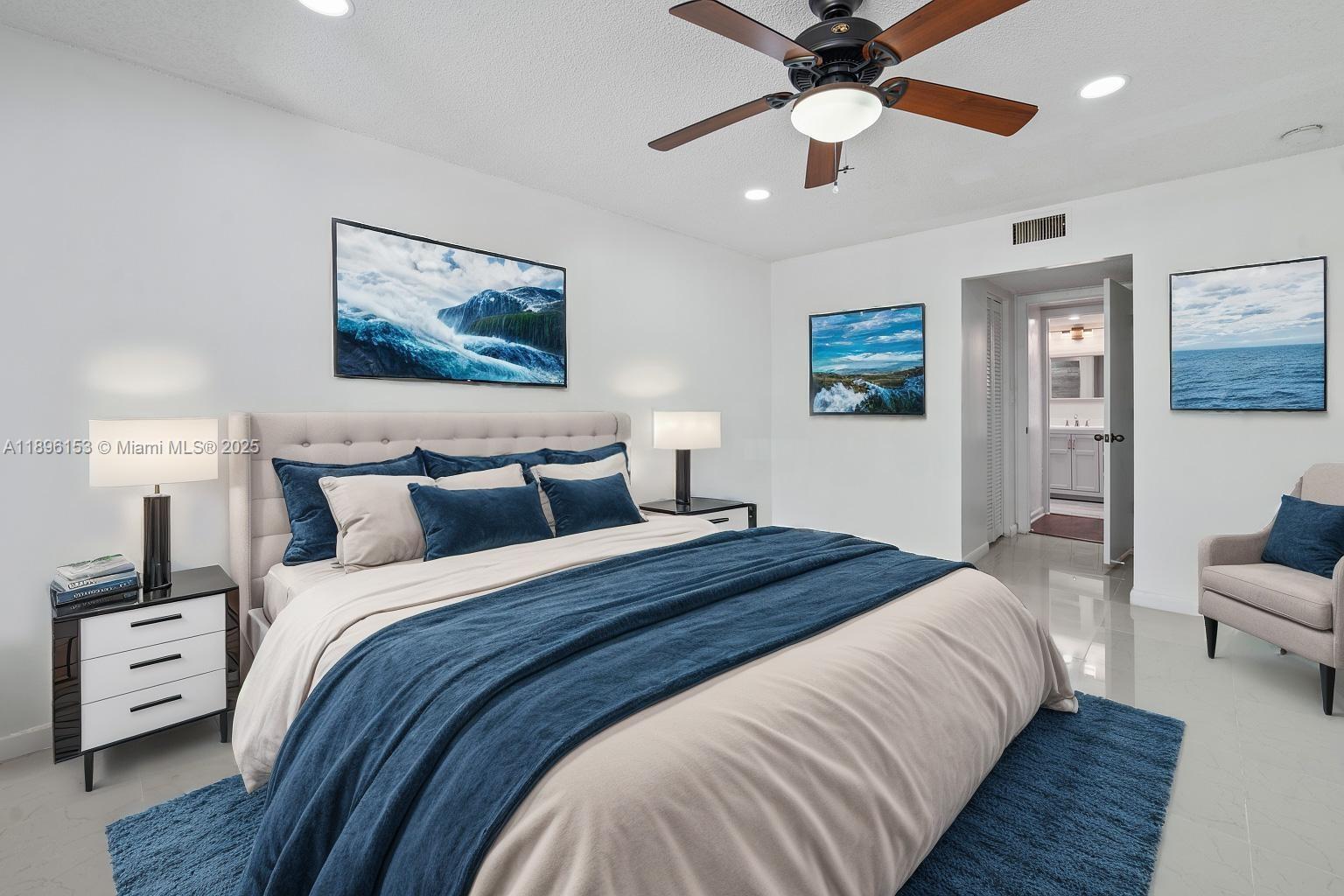 JACARANDA VILLAS NO 1 CON - Residential