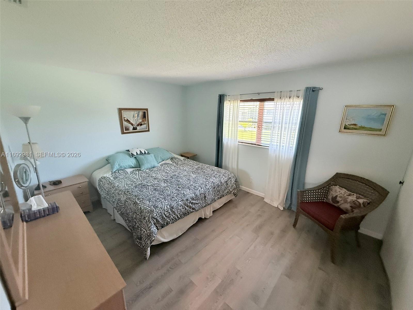 CRESTHAVEN VILLAS CONDO 2 - Residential
