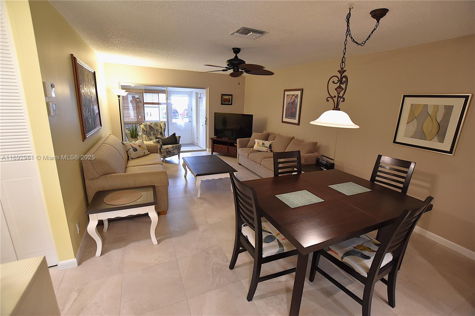 CRESTHAVEN VILLAS CONDO 2 - Residential