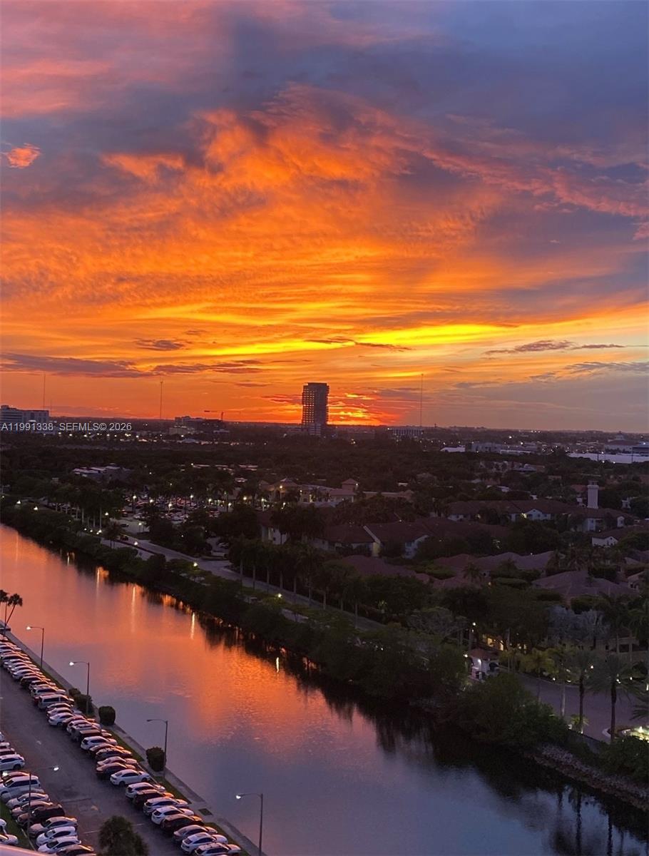 WATERVIEW CONDO - Residential