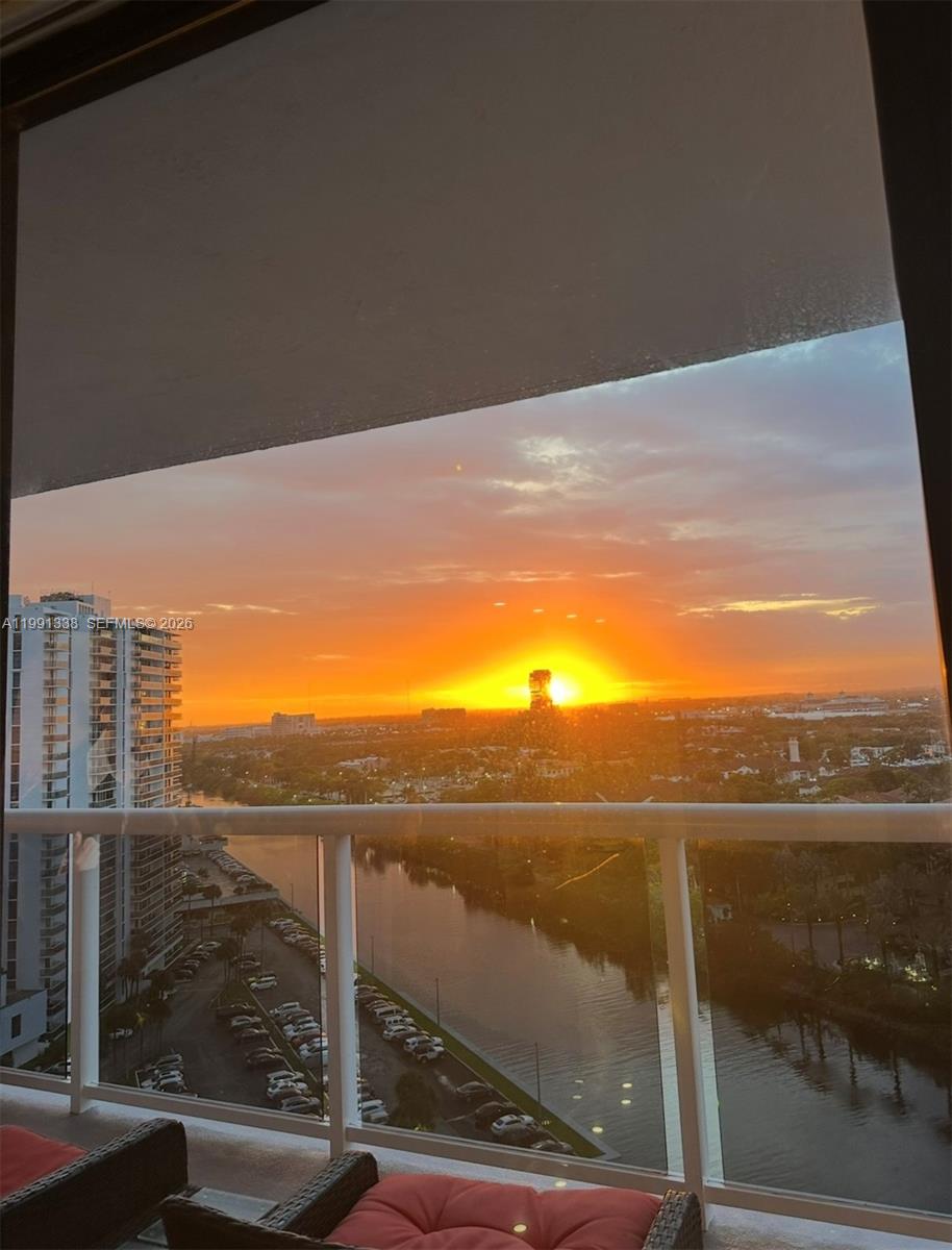 WATERVIEW CONDO - Residential