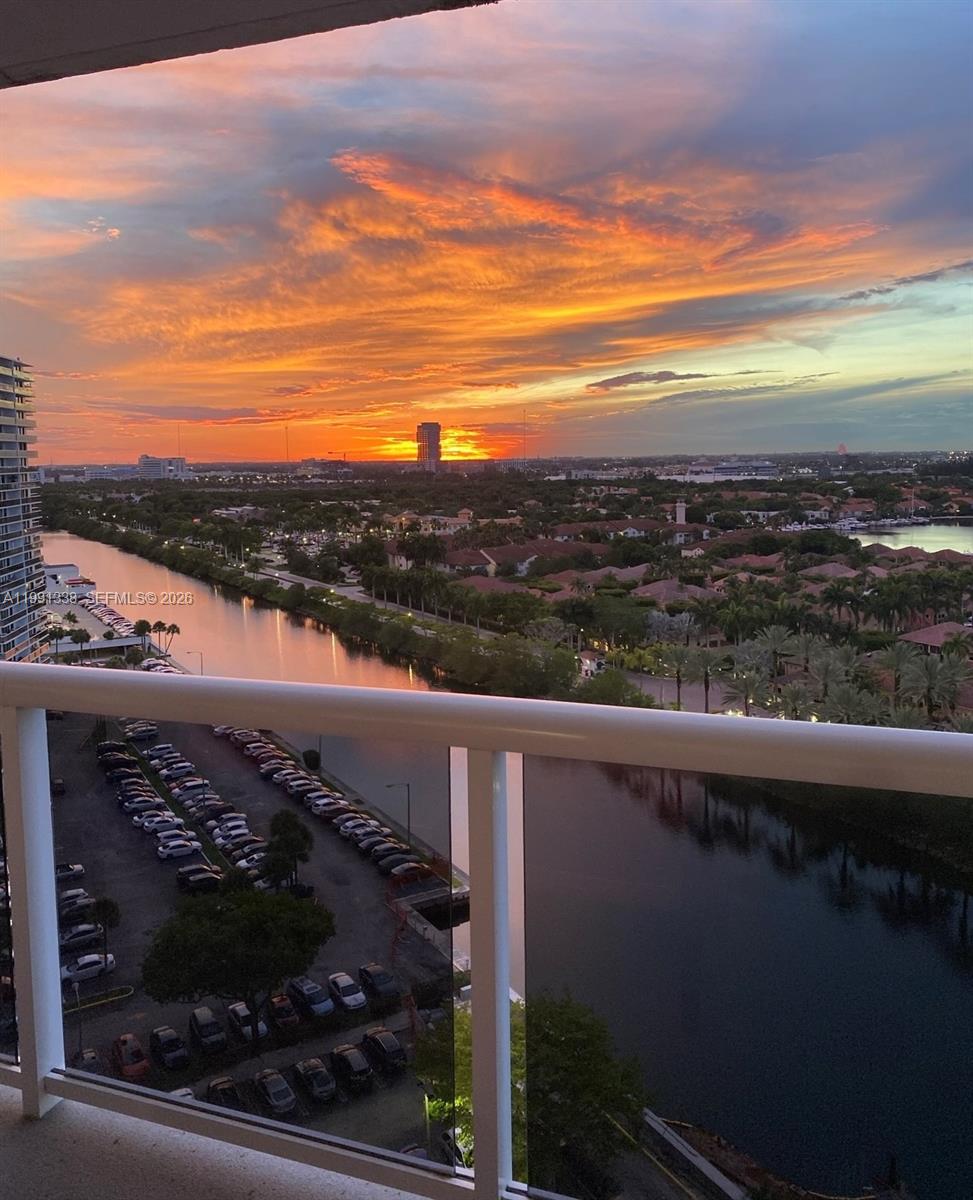 WATERVIEW CONDO - Residential