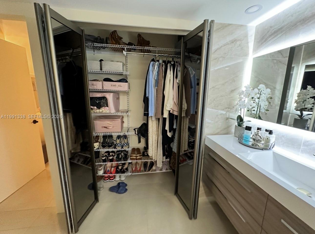 WATERVIEW CONDO - Residential