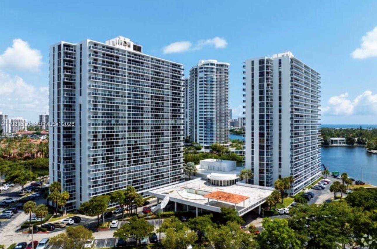 WATERVIEW CONDO - Residential