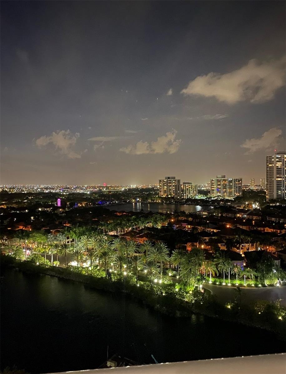 20505 E Country Club Dr 1739