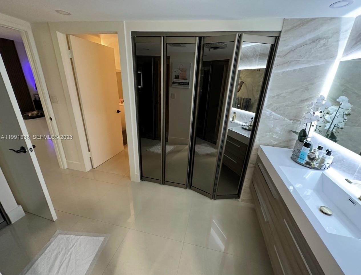 WATERVIEW CONDO - Residential