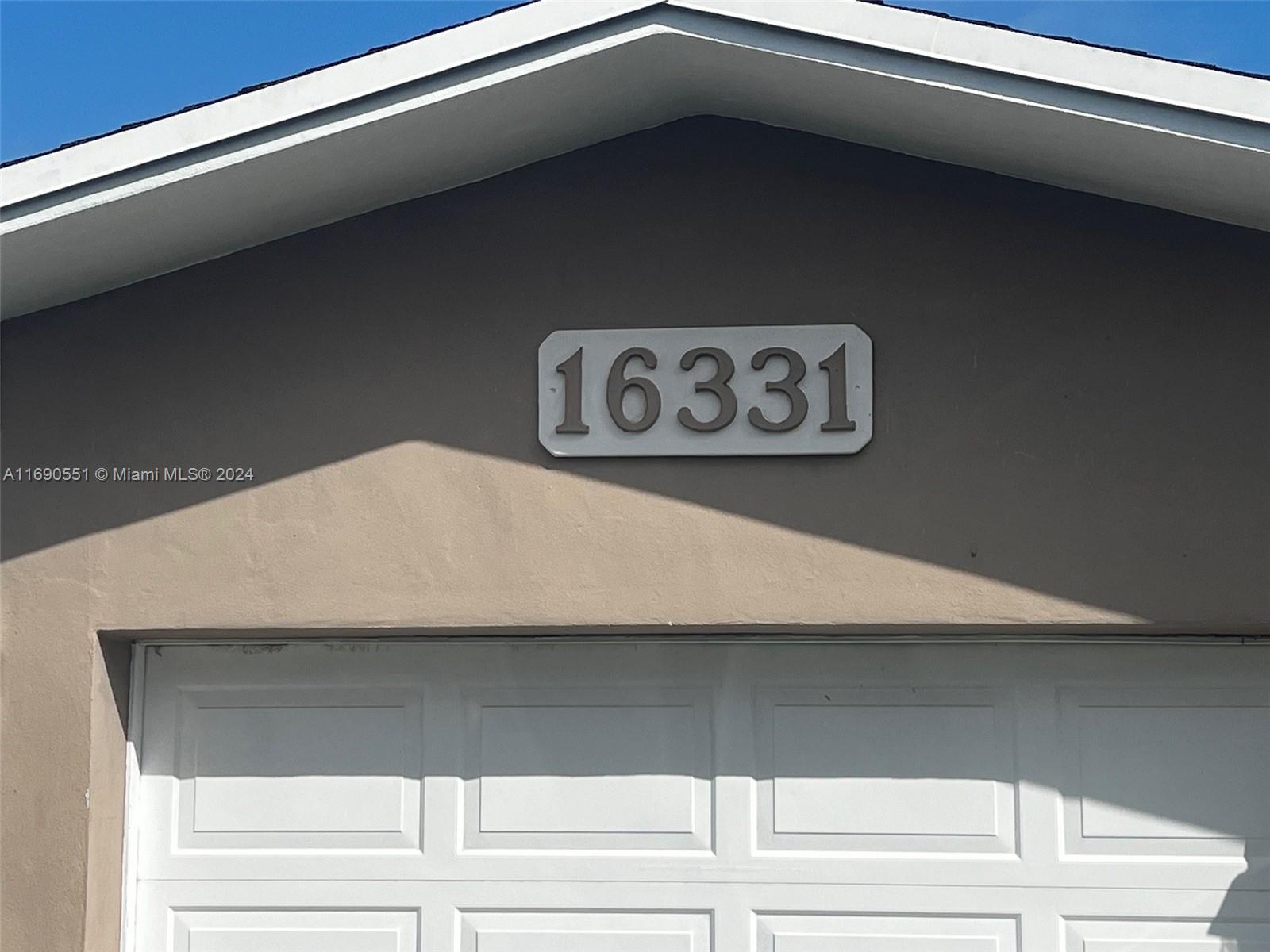 16331 Sw 104th Ave, Miami, Broward County, Florida - 3 Bedrooms  
2 Bathrooms - 