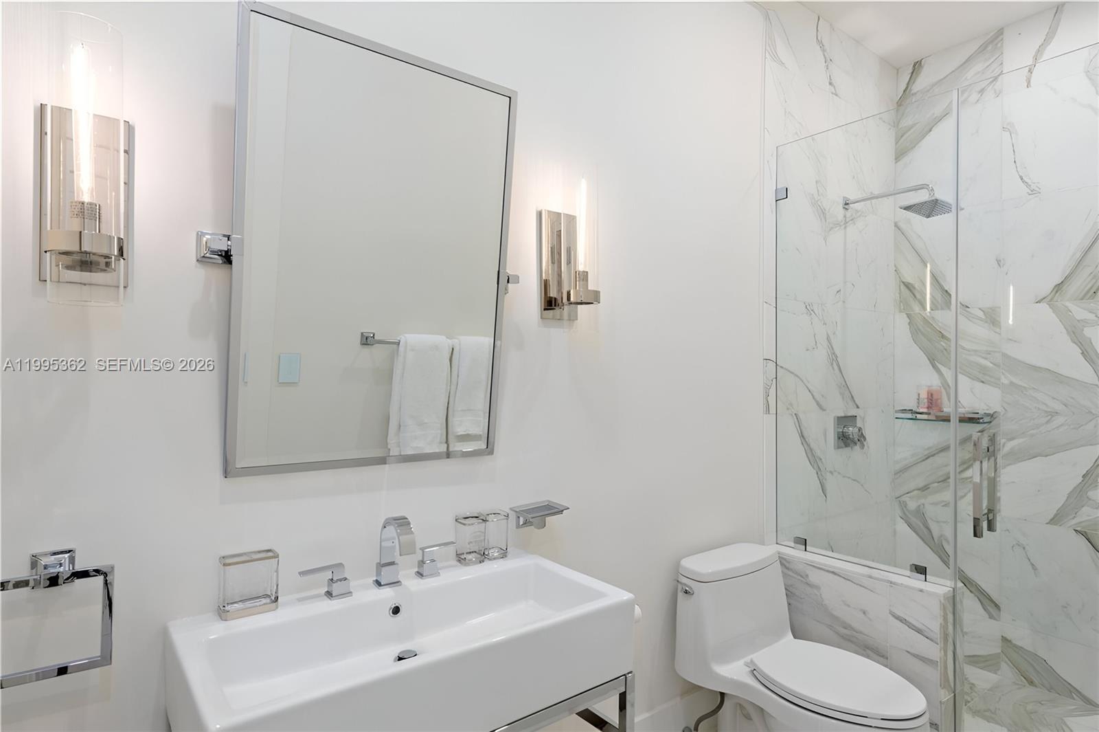 FLAMINGO TERRACE EXTENSIO - Residential Lease