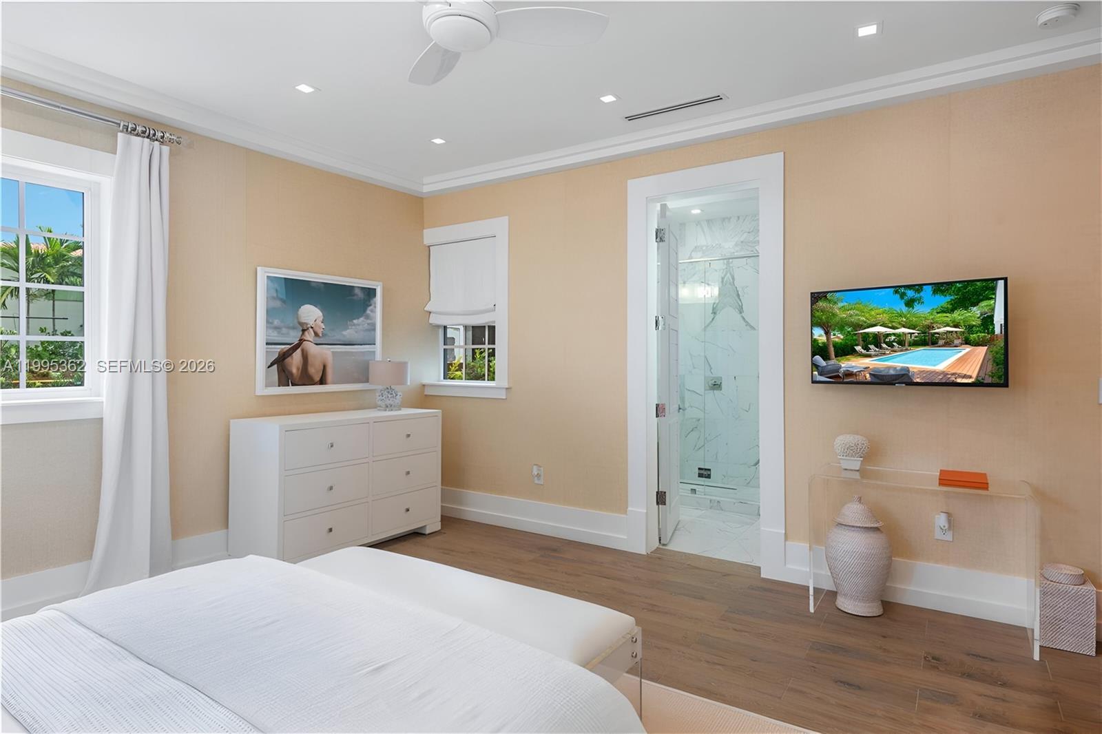 FLAMINGO TERRACE EXTENSIO - Residential Lease