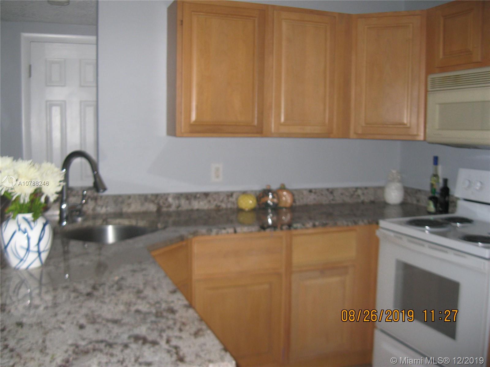 PARKWOOD CONDO - Residential