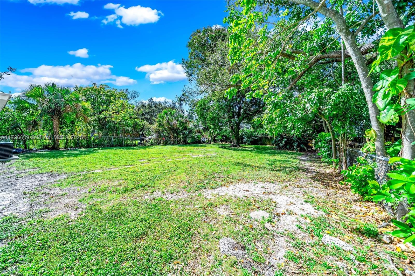 ROBERTSON PARK - Residential