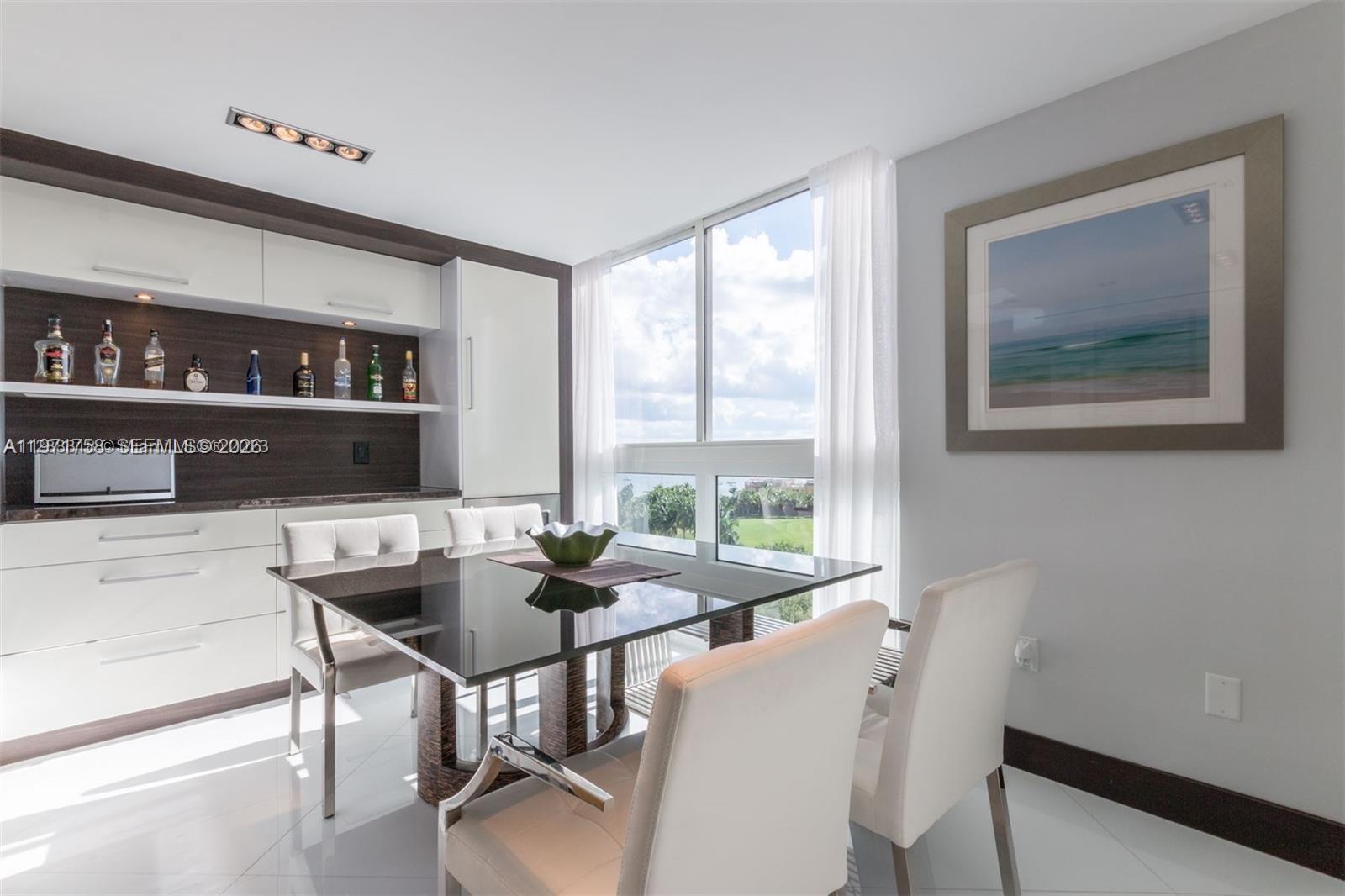 THE MUTINY CONDO - Residential