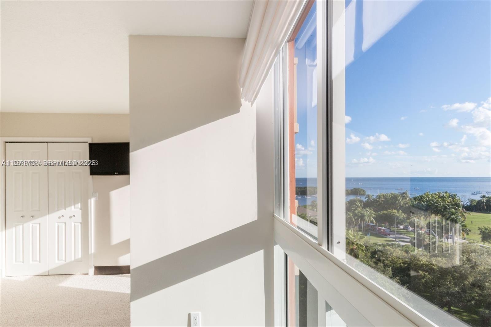 THE MUTINY CONDO - Residential