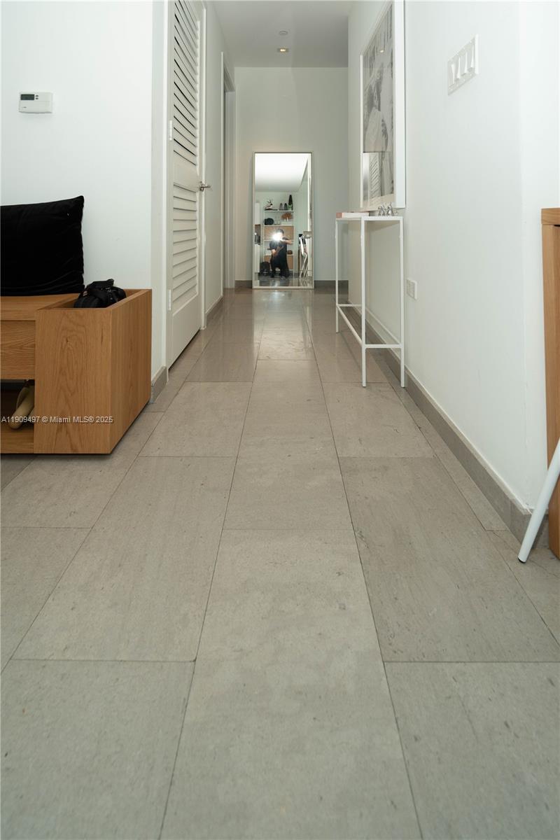 REACH CONDO - Residential