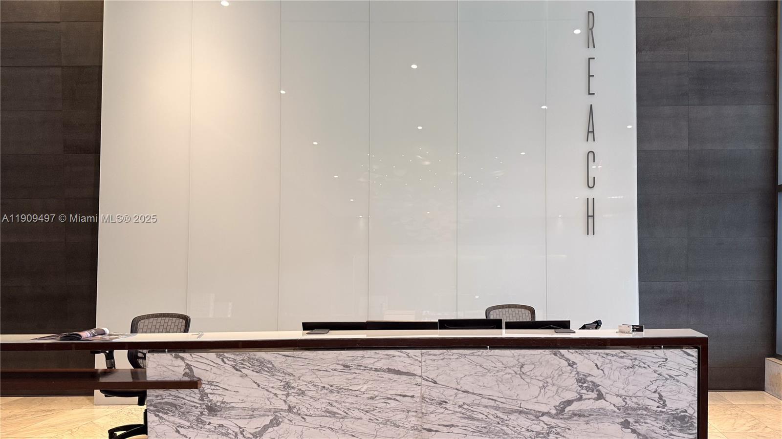 REACH CONDO - Residential