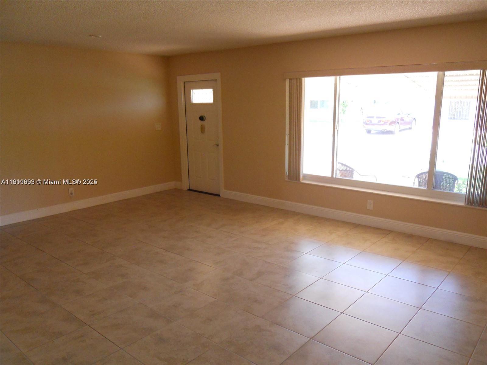 MAINLANDS OF TAMARAC LAKE - Residential