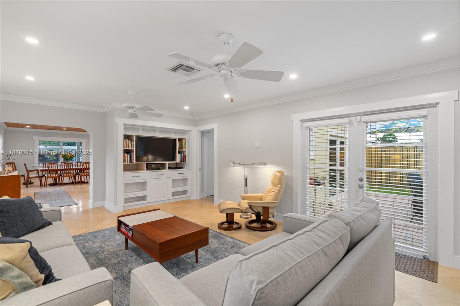 PINE TREE PARK - Residential