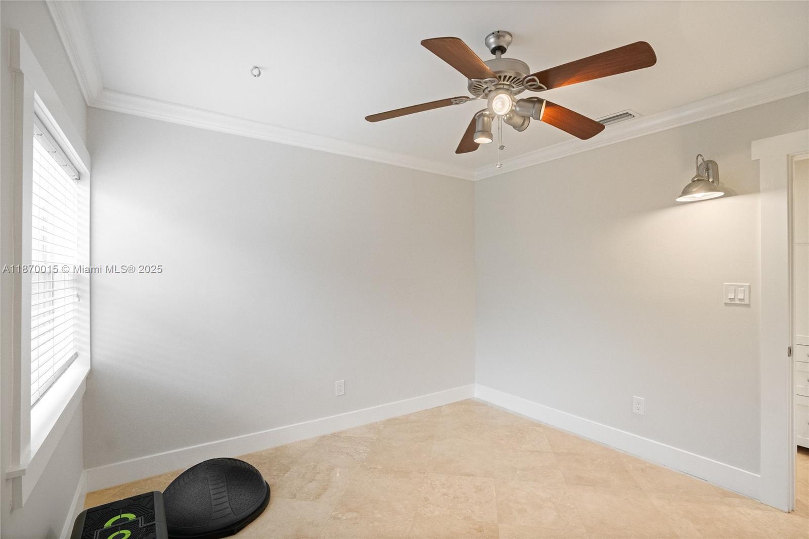 PINE TREE PARK - Residential