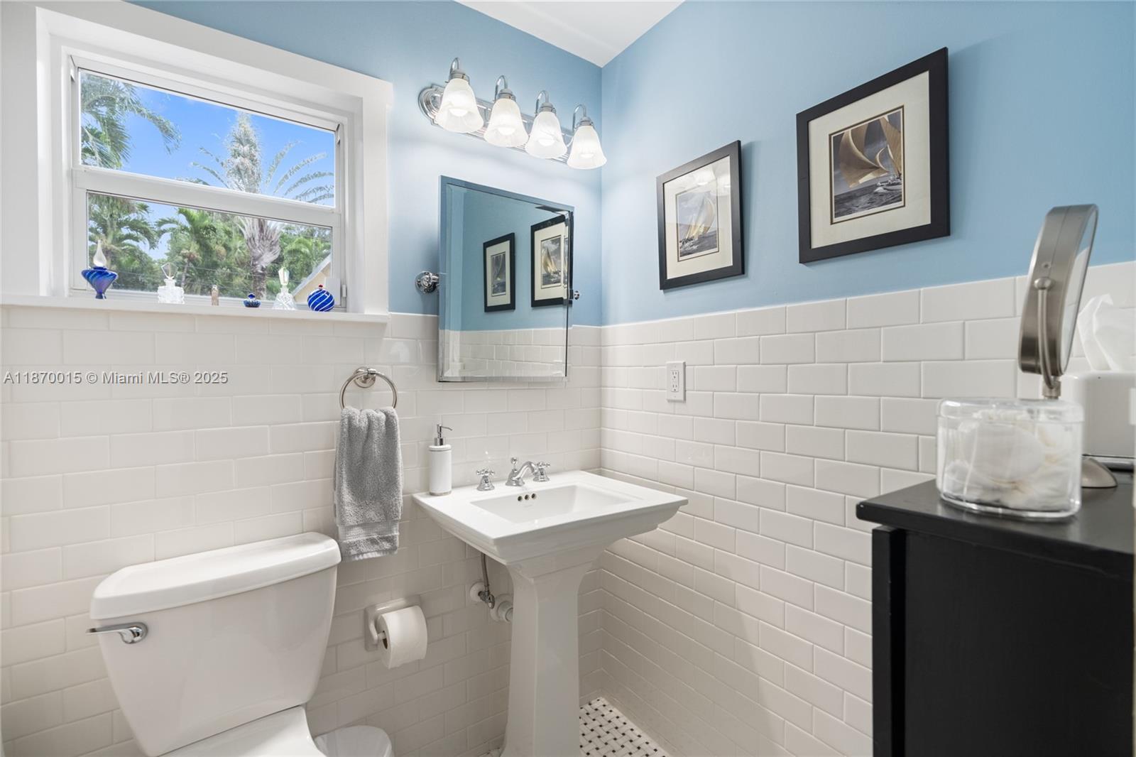 PINE TREE PARK - Residential