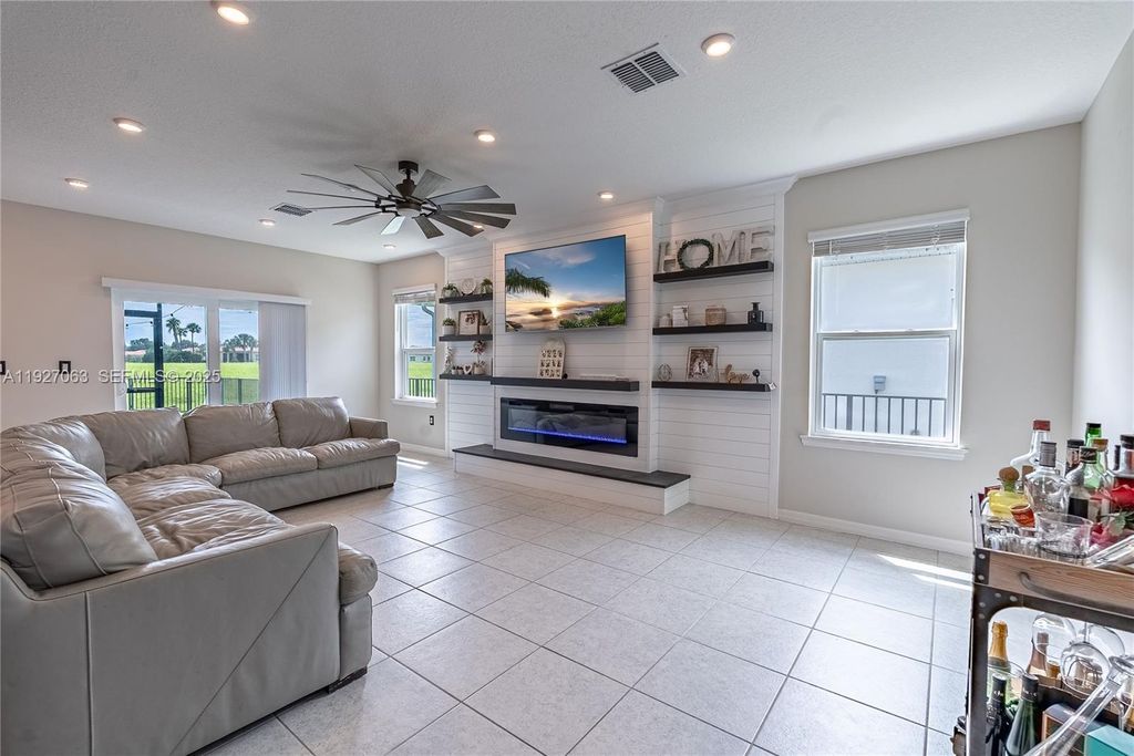 Photo of 10609 SW Vasari Way, Port St Lucie, FL 34987 (MLS # A11927063)