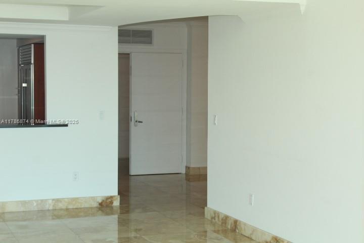 JADE RESIDENCES AT BRICKE - Residential Lease