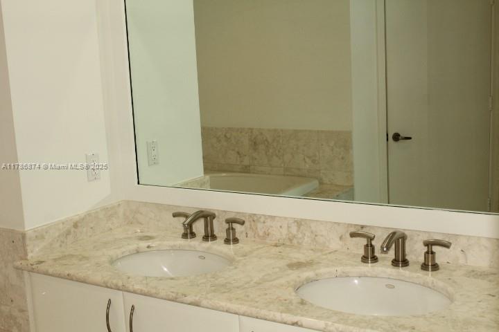 JADE RESIDENCES AT BRICKE - Residential Lease