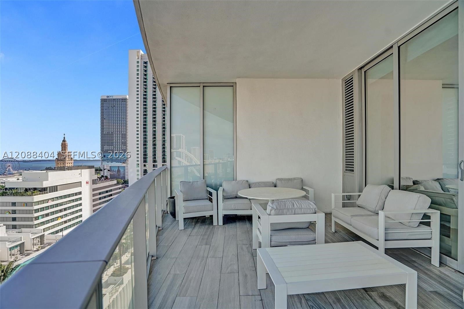 851 NE 1st Ave 1403
