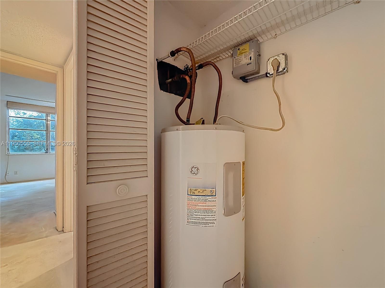 NO 124 PALM-AIRE COUNTRY - Residential